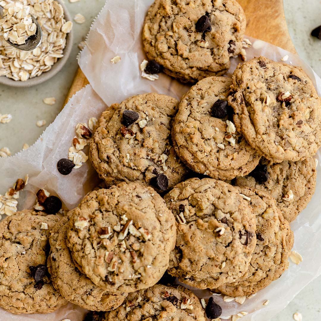 Chocolate Chip Oatmeal Walnut Cookies